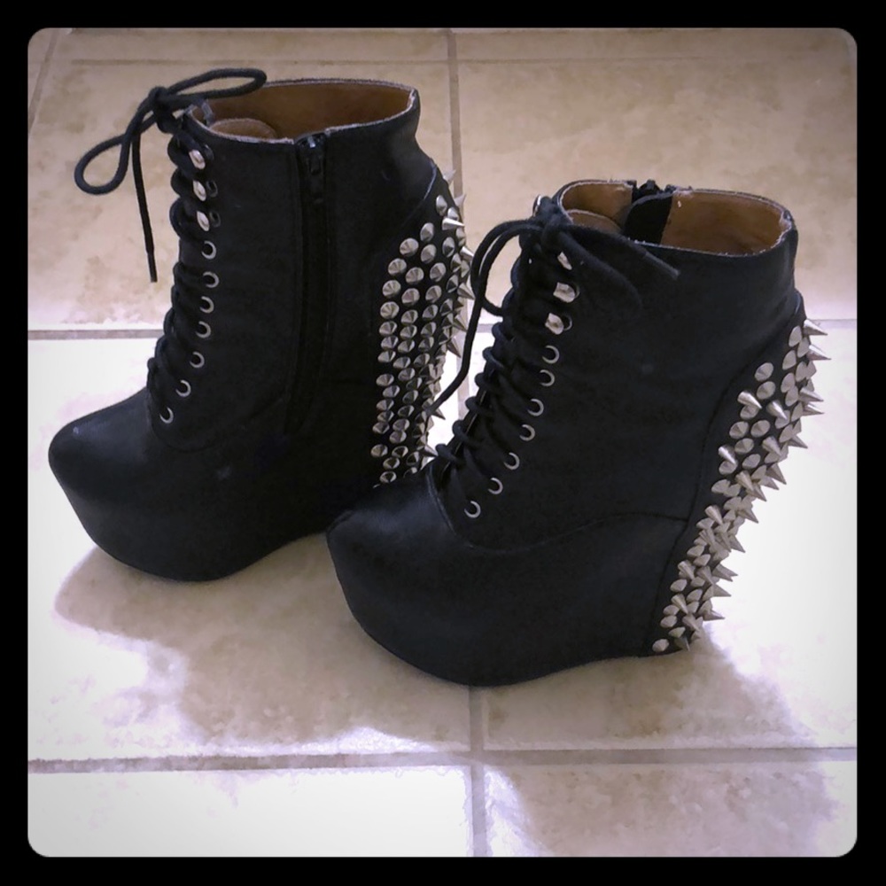 Jeffrey Campbell Damsel Spike Boot - Size 7